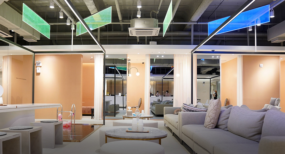 Seomyeon main branch space slide image
